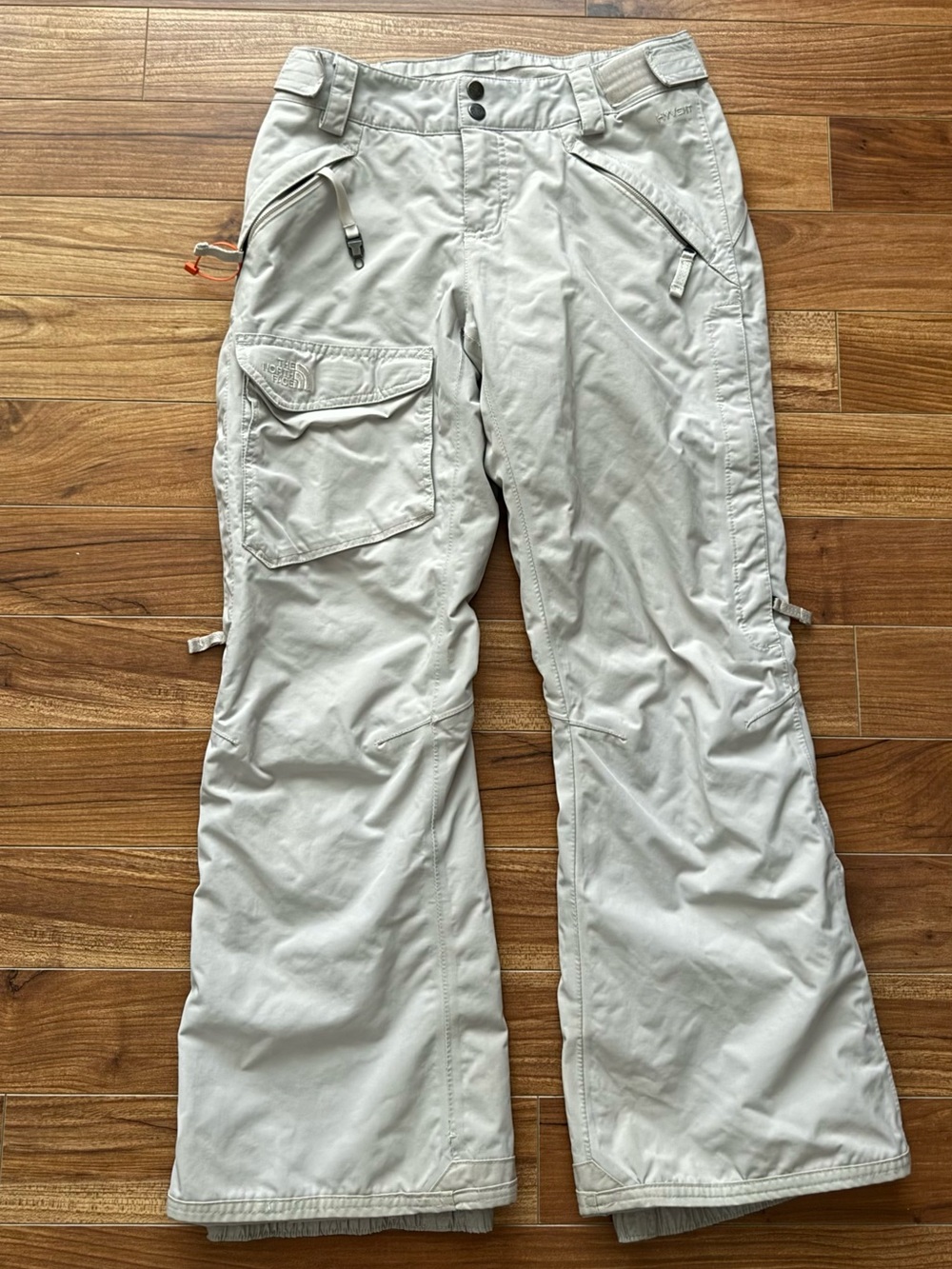 Women’s The North Face HyVent light grey Cargo Snow Ski Pants